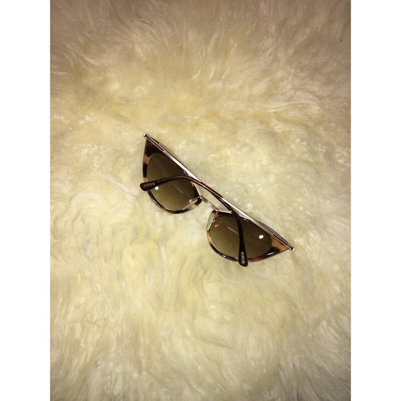Tom Ford Gold Horn Frame Grace Mirror Cat Eye - Picture 3 of 5